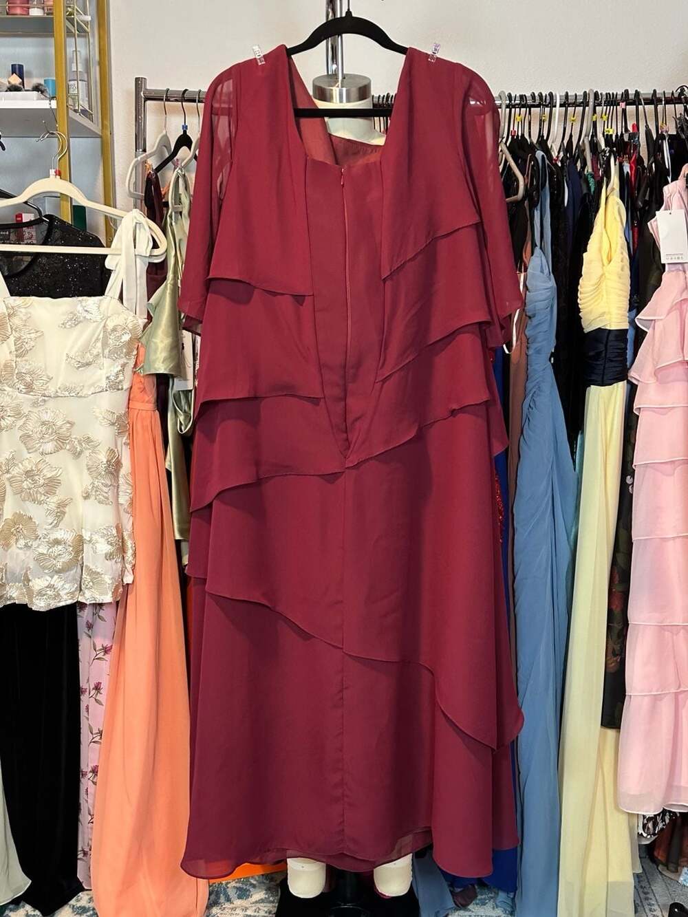 Tiered Chiffon Dress Size 18 Burgundy Mother of the Bride - Picture 3 of 5